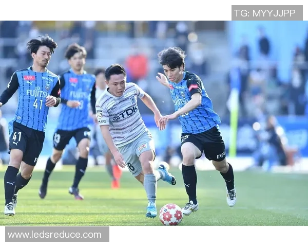 FC琉球与德岛漩涡激战在即球迷期待精彩对决与精彩进球 FC琉球与德岛漩涡激战在即球迷期待精彩对决与精彩进球