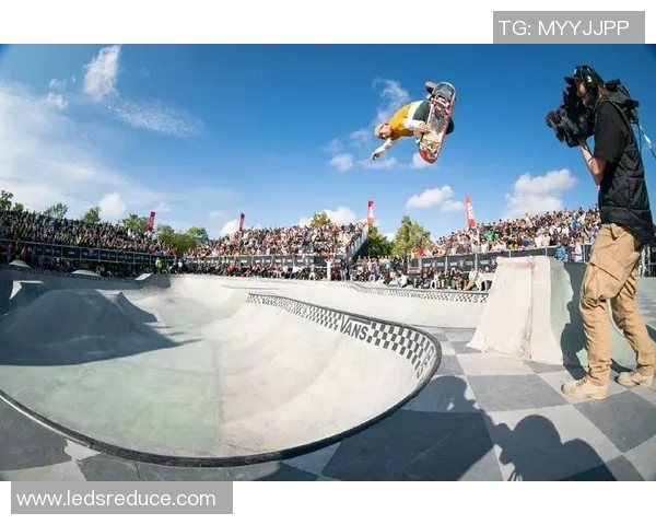 上海滑板队防反策略分析及其在比赛中的成效与不足之处探讨