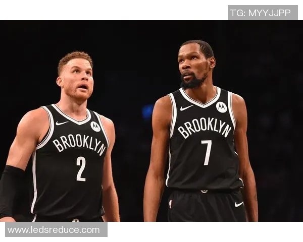 勇士与篮网激战正酣NBA直播精彩瞬间不容错过