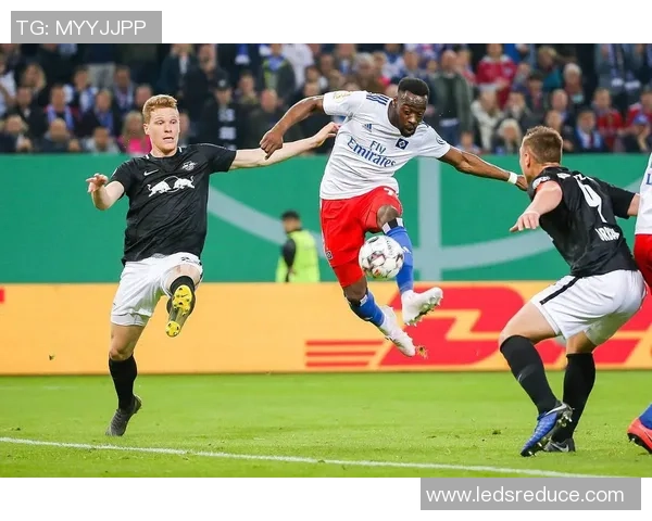 卡斯鲁厄与奥厄的精彩对决分析与赛季展望